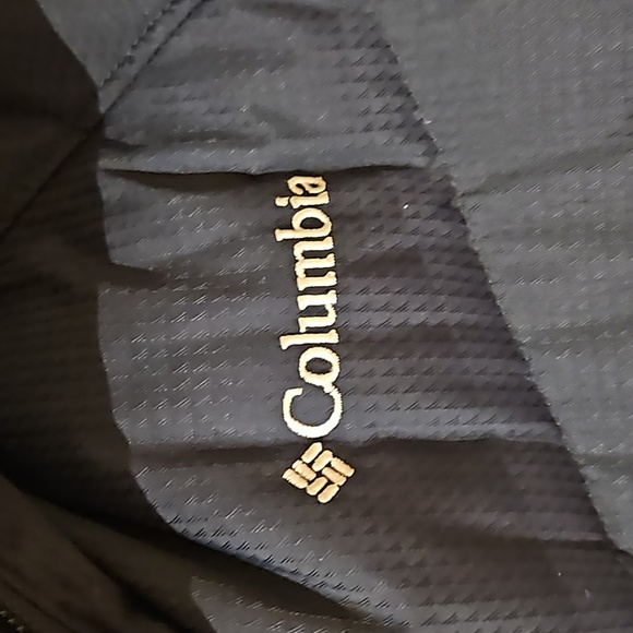 Columbia Women's Winter Coat - Picture 3 of 10